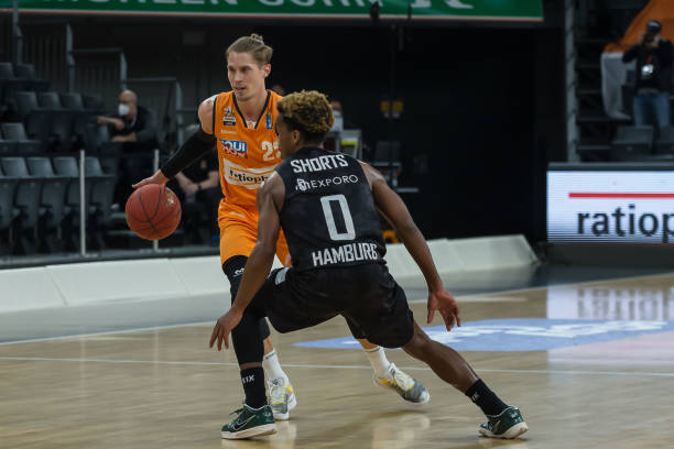 行性进行深 行性进行深