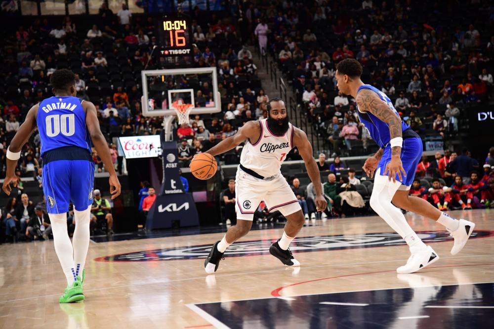 个充满戏剧 个充满戏剧